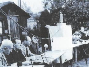 Versammlung zur Flughafenerweiterung 1954